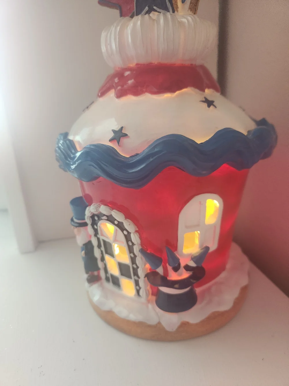 Patriotic Light Up Cupcake House 1776 July 4th Decor